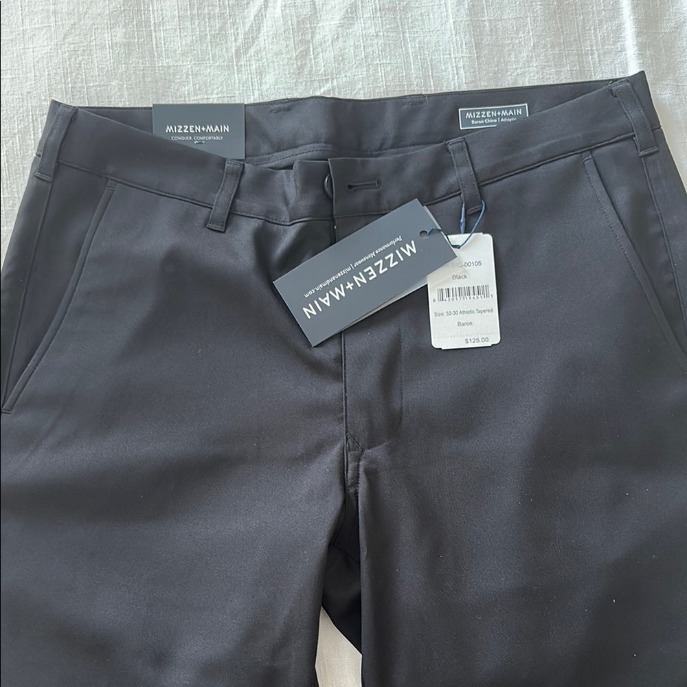 Mizzen+Main Charcoal Trousers Athletic fit, tapered leg, size 32/30